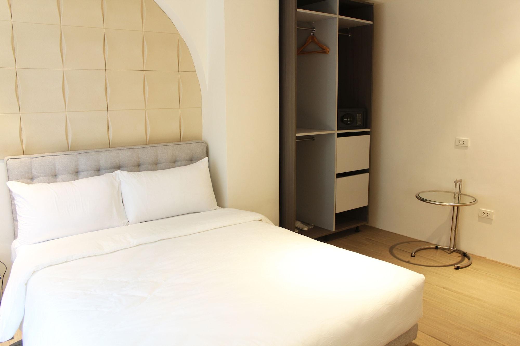 City Park Hotel Residences Taguig Zewnętrze zdjęcie
