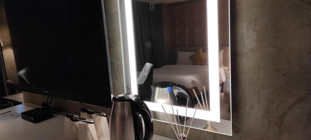 City Park Hotel Residences Taguig Zewnętrze zdjęcie