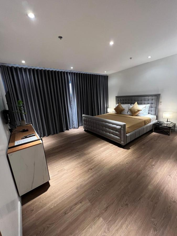 City Park Hotel Residences Taguig Zewnętrze zdjęcie