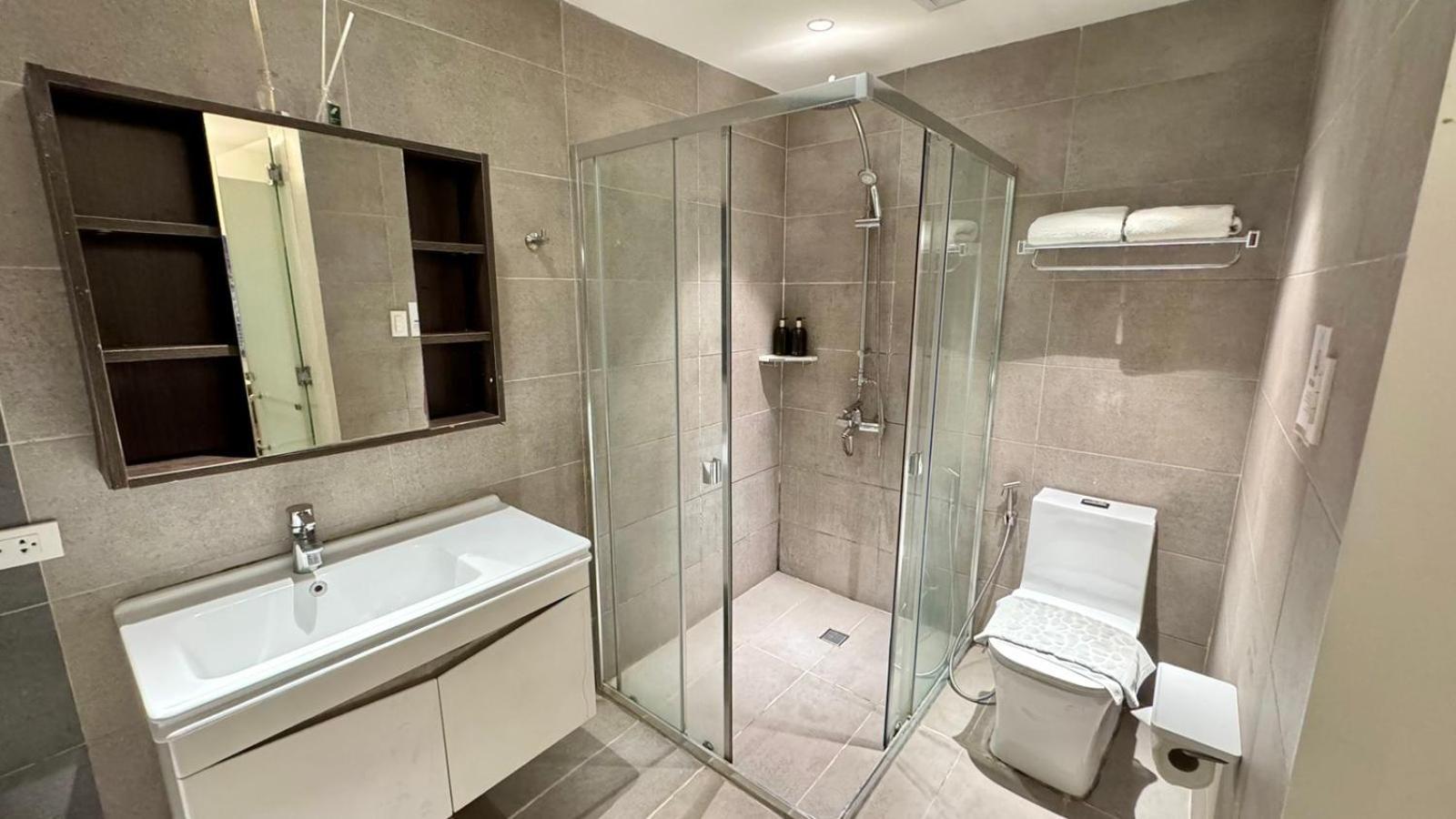 City Park Hotel Residences Taguig Zewnętrze zdjęcie