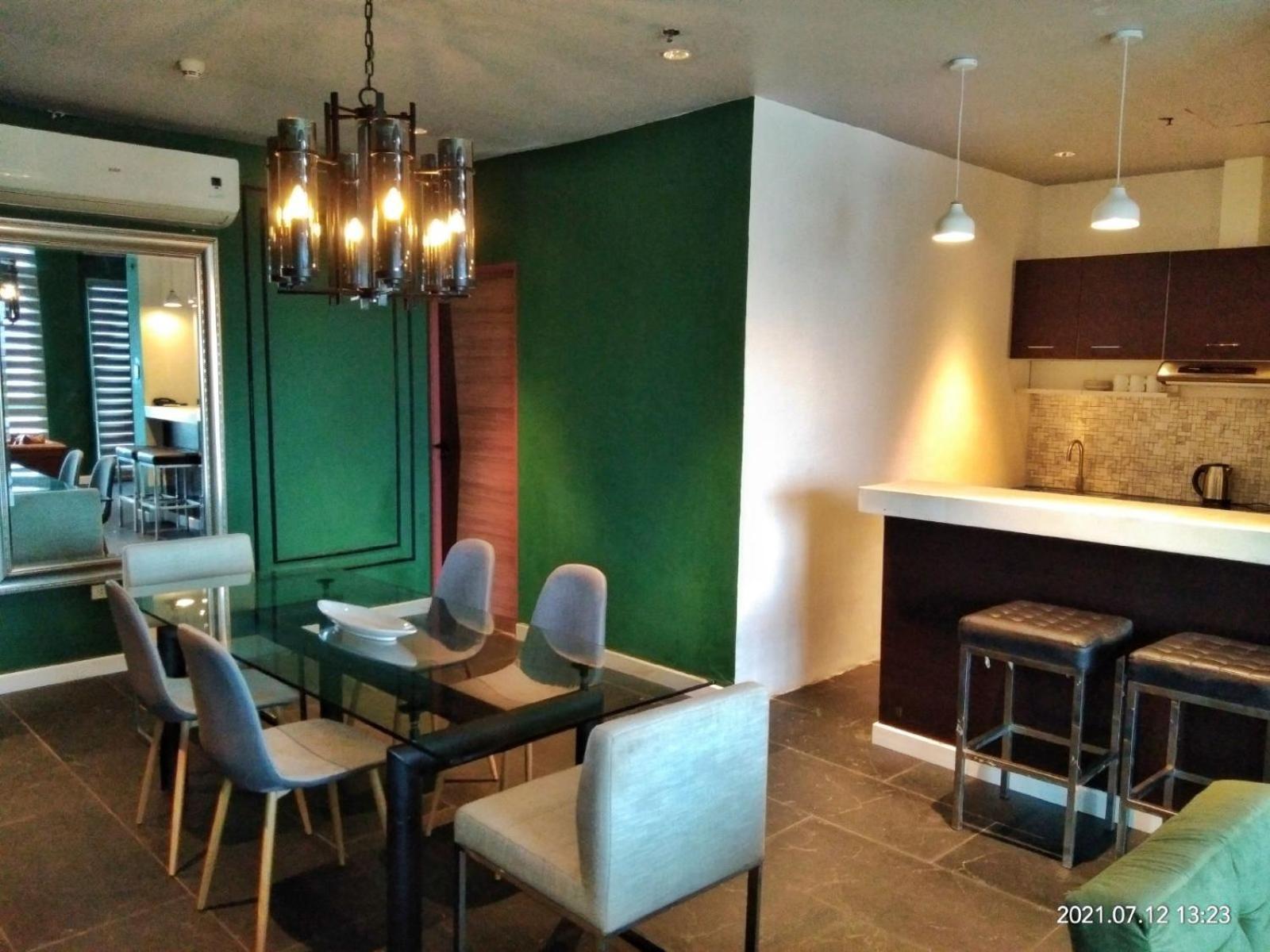 City Park Hotel Residences Taguig Zewnętrze zdjęcie