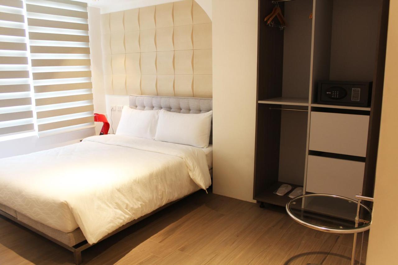 City Park Hotel Residences Taguig Zewnętrze zdjęcie